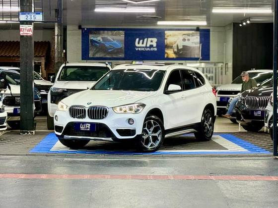 BMW X1 2.0 16V TURBO ACTIVEFLEX SDRIVE20I 4P AUTOMÁTICO BMW X1 2.0 16V TURBO ACTIVEFLEX SDRIVE20I 4P AUTOMÁTICO